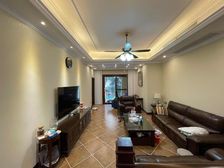 南岸区 银翔翡翠谷(A区洋房) 五房 180万