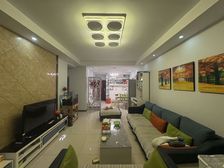 凤凰湾驭峰精装三房 满二低层 总价108万