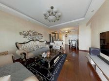 骑龙山庄四期金阳闲庭居大三房 大阳台