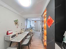 世纪大道,电梯高区!满五年!五商业环绕!诚意出售!