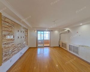 惠中园2号楼中间层04户型三居,原值近700;无遮挡,靠谱卖