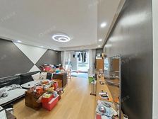 二楼老少皆宜,精装修保养还不错,南北通户型哈!