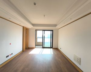 广源里4室2厅2卫南朝向410.0万元/套出售