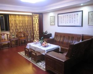 伏龙新村4室2厅2卫南朝向165.0万元/套出售