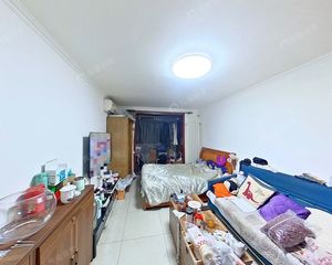 地铁17号线左家庄400米东直门国展香河园中里1居 2层