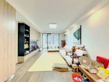 158平住的超舒心,一梯一户隐私性好,得房率高,业主自荐