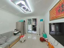 新上好房,2009年商品房,送大院子,三开间朝南,房型正气!