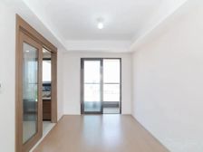 (捡漏)送车位 房东出国急售 次新房 学校空置 全新精装