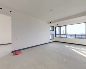 龙湖光年 3室2厅 东北