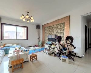 吉祥佳苑 4室1厅 南