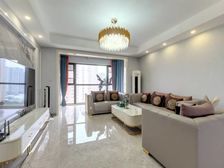 天悦龙庭 4室1厅 西