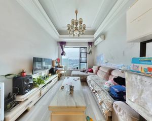 阳光100米娅中心二期 3室1厅 西