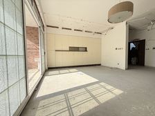 浦东世纪公园 金色维也纳 南向四居 满五毛坯大宅