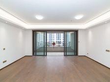 中海云樾里 3室2厅 精装修