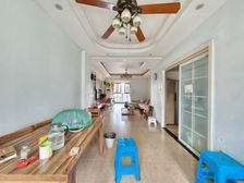 世茂城二期 4室2厅 南 北