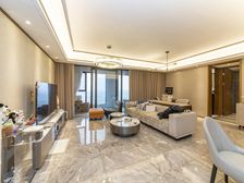 新出常发珑玥 精装修保养很好 好楼层 随时看房