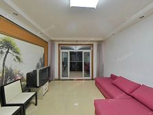 中高楼层采光好,商品房小区环境优美,车位充裕,看房随时