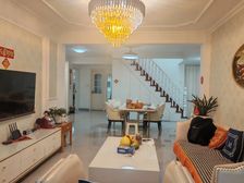 泗港小区4室2厅2卫南朝向165.0万元/套出售