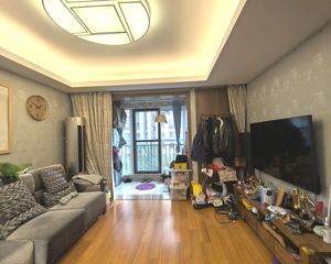 格兰郡庭3室2厅2卫南朝向242.0万元/套出售