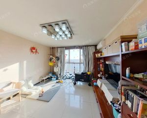 新上南向两居 商品房 近地铁!近公园!