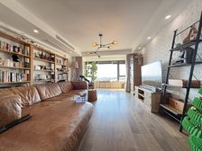 汤臣高尔夫公寓 158.57平3居 西南向精装修 安静不临街