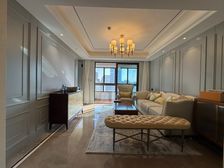 天御府 4室2厅 南 精装