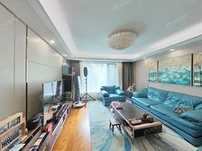 韩国街 品质小区电梯入户 大平层送露台 保养好 拎包入住