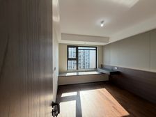 山和风华 精装大平层 六恒科技 联系看房拿家电和手机赠送