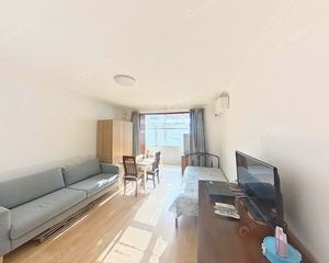 朝阳公园南门 团结湖 秀水园小区南北通透两居 满五年 采光好