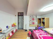 和平三片 四平东道 直管公产 平房 面积足 价合适 可公易贷