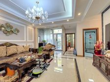 龙湖叠拼下叠,好位置,精装修,拎包入住