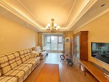 长阳地铁附近次新三居,边户,万科品质,对面公园,旁边奥莱