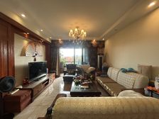 北站旁边,门口,精装修3房急售