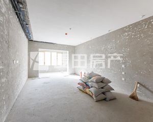 南北通透中信·国安府3室2厅