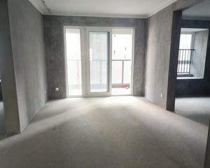 鸣芩嘉苑3室2厅2卫南朝向140.0万元/套出售