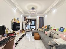 南岸区 融创江南融府高层 三房 88.8万