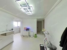 精装修 拎包入住 电梯高层 采光很好 房东诚意出售