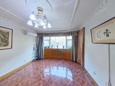 一层大复式南北双入户 全明格局采光好 小区中心位置好