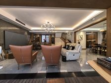 可以光环商圈 何必将就 精装叠墅拎包入住 门口就是西、附