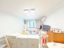 亚奥人家博洛尼精装修两居室