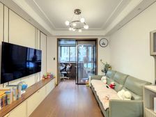 近地铁口,次新小区,高品质社区,飞机户型精装大三房,欢迎品鉴