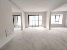 崇文花园4室2厅2卫南朝向282.0万元/套出售