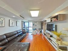 此房满五年一,户型方正,双阳台,视野佳,诚意出售