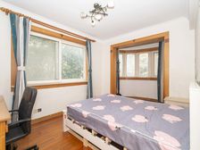 梅岭北路400弄2室2厅2卫2阳台东2/23层