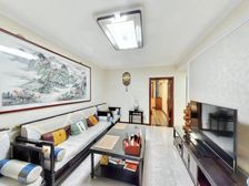 房.天.下中介fei双方各0.5% 一楼 精装三室 满5年