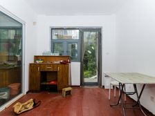 复地二期带地下室,千万以内,业主诚心卖,可自由装修,欢迎品鉴