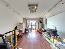 带阁楼,户型敞亮,视野好,采光好,位置佳,诚售,欢迎实地看房