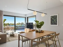 圣罗莎莉亚(Santa Rosalía)带宽敞露台和泳池的公