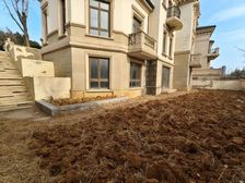 独栋别墅上下3层实得500多平赠送空间大带电梯井户型好采光好