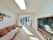 马陆·好世皇马苑·3室·2厅,地暖带院子。装修花了40万。